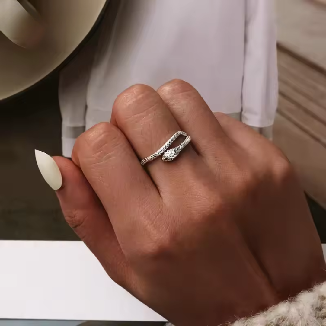 Snake Ring | 925 Sterling Silver with Green Zircon